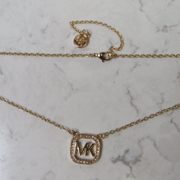 Michael Kors Pendant Necklace - Picture 1 of 9